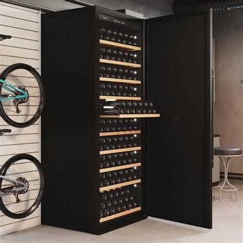 Wine vault - Style. Since the year 1998, Vine & Vault has been providing the highest quality custom-built wine cellars and wine racking for their residential and commercial clients, Australia wide. Every project is approached with the attention to detail and level of craftsmanship that is required to create a space that is highly functional and incredibly ...